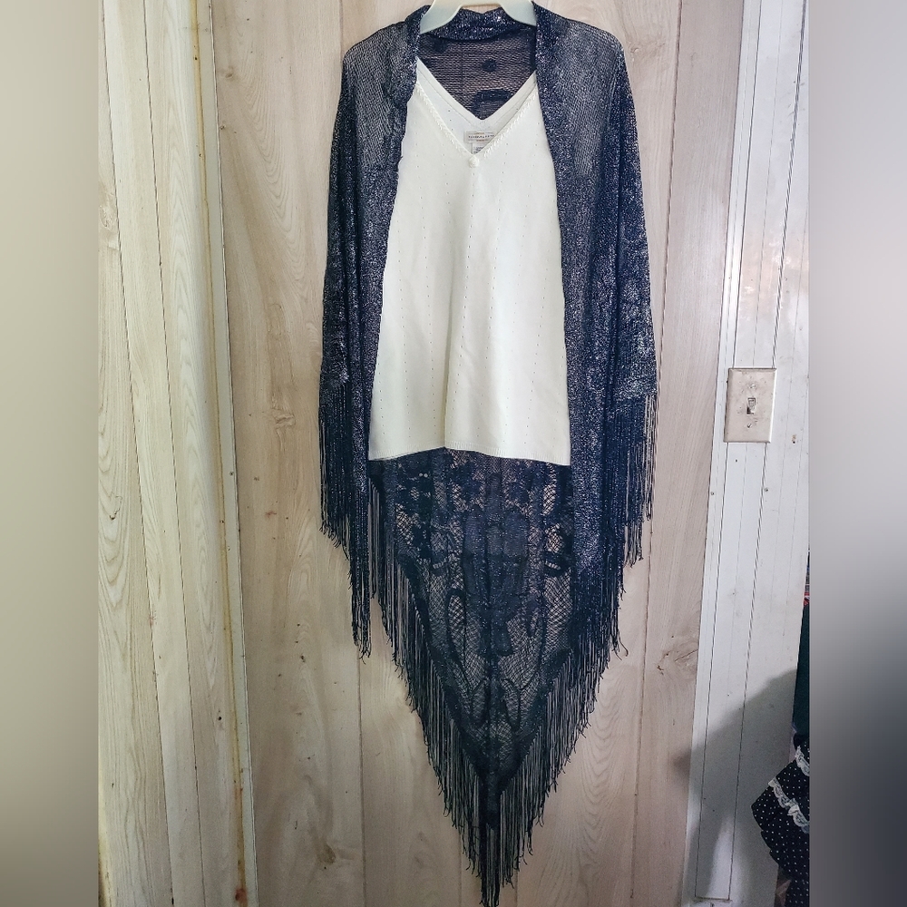 Vintage AXIOM 80s Darmatic Net Sparkling Thread Piano Shawl Black and Silver - Picture 4 of 7